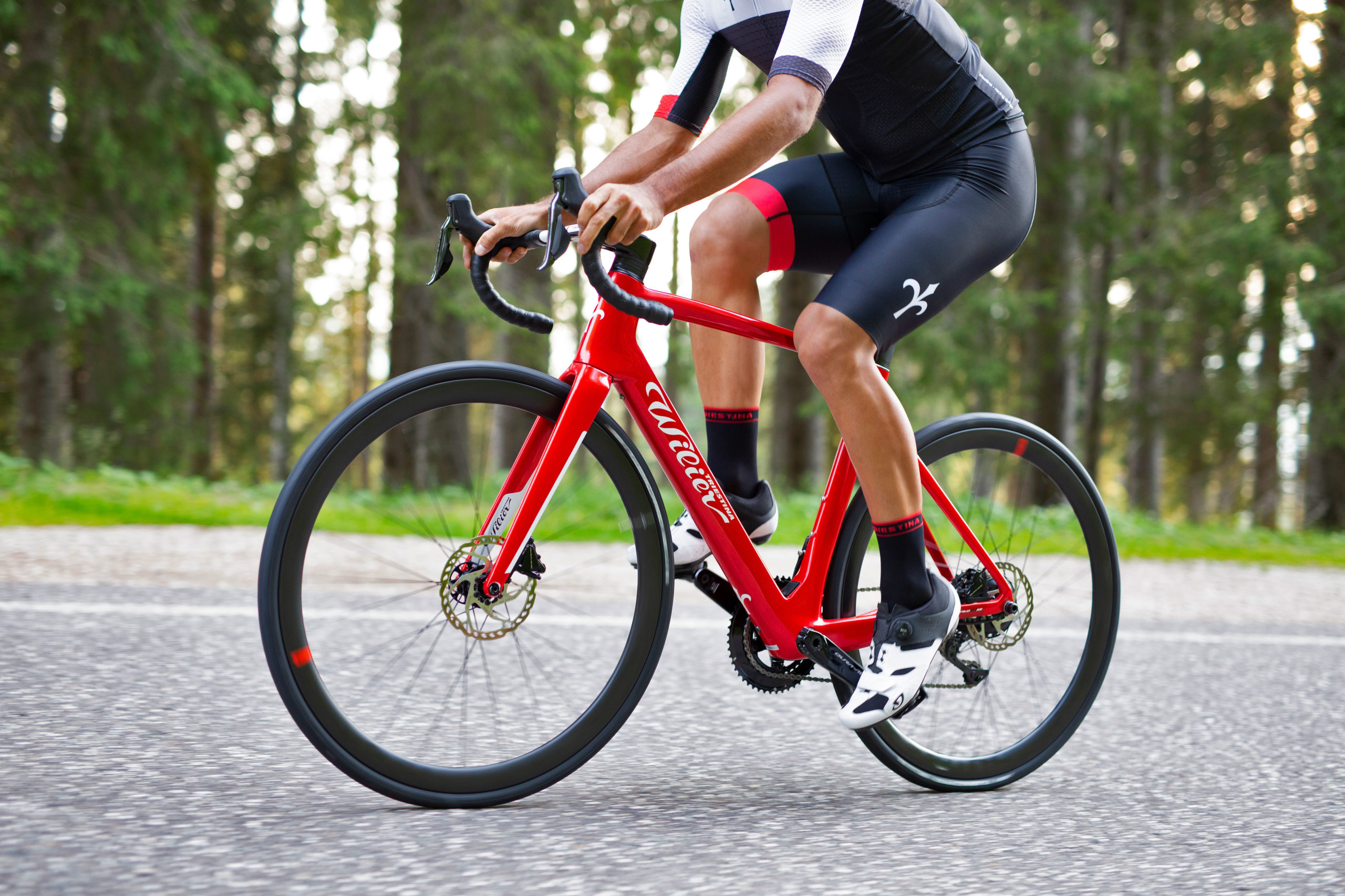 Vélos de route électriques